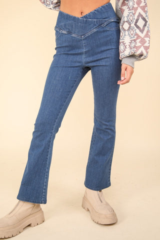 VERY J Washed Denim Stretchy Crossover Waist Leggings Trendsi