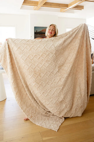 PREORDER: Clara Blanket (Family Cuddle Size) in Nine Colors Ave Shops