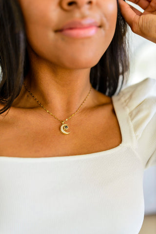 Crescent Moon Necklace - Fashion Are Us 