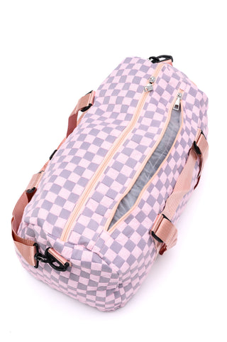 Elevate Travel Duffel in Pink - Fashion Are Us 