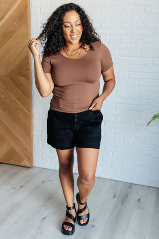 Everyday Scoop Neck Short Sleeve Top in Coffee Ave Shops