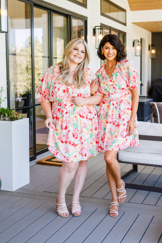 Fancy Free Floral Dress - Fashion Are Us 