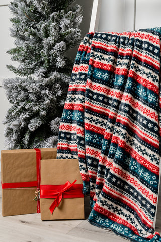 Holiday Fleece Blanket in Sweater Knit - Fashion Are Us, LLC