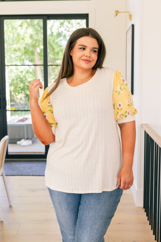 Primrose on Puff Sleeves Top - Fashion Are Us 