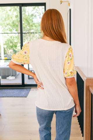 Primrose on Puff Sleeves Top - Fashion Are Us 