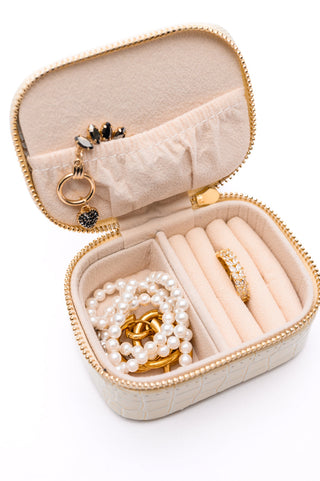 Travel Jewelry Case in Cream Snakeskin - Fashion Are Us, LLC