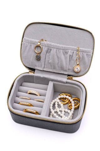 Travel Jewelry Case in Black - Fashion Are Us, LLC