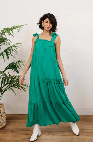 Venetian Coast Dress - Fashion Are Us, LLC