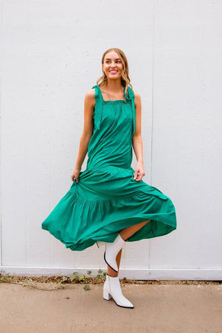 Venetian Coast Dress - Fashion Are Us, LLC